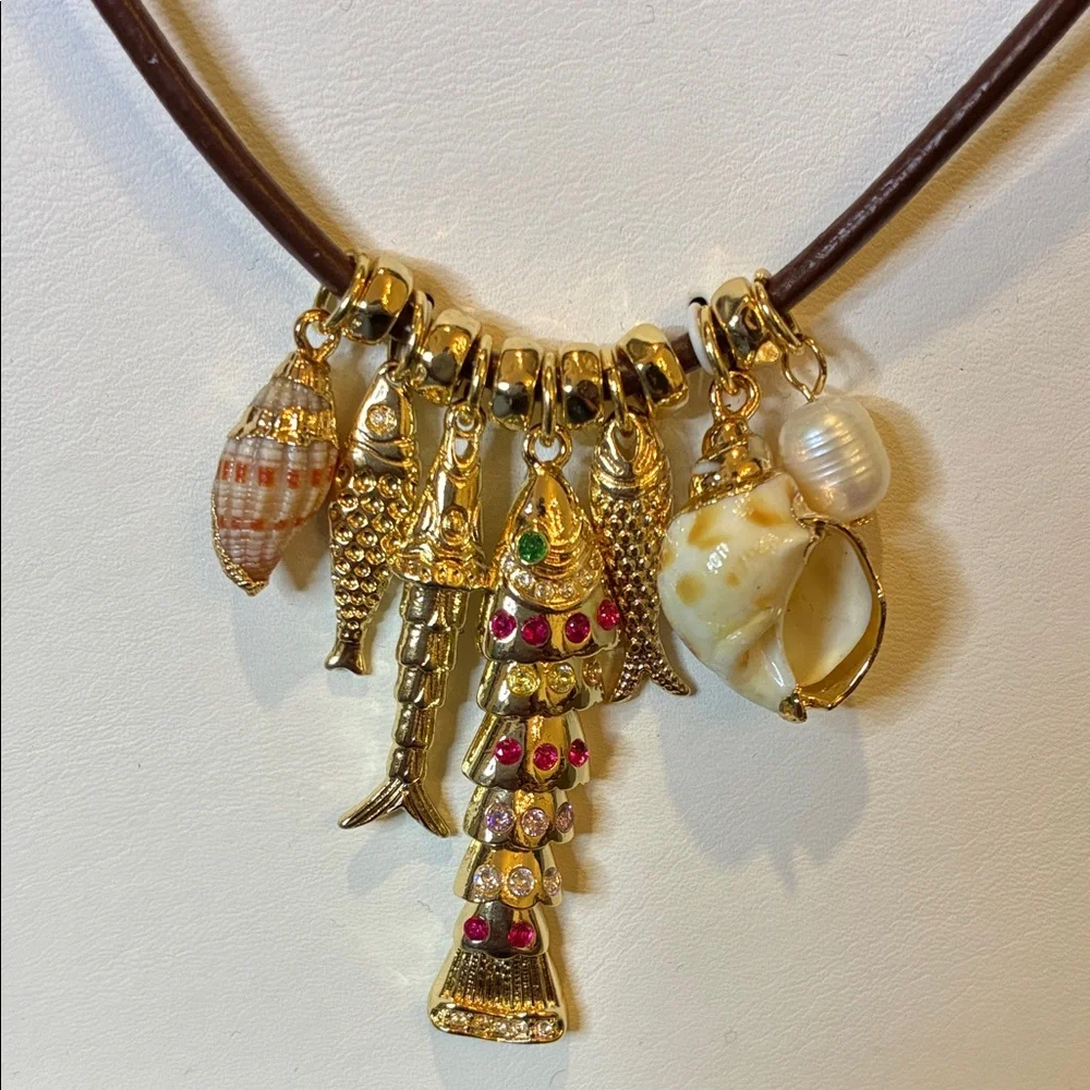 Atterri Nautical Gold Charm Necklace with Fish 🐟 and Shells 🐚 with Leather Strap - Picture 3 of 4